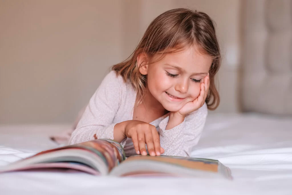 Meisje Leest Boek 2